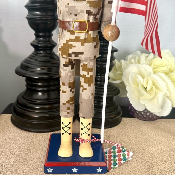 NWT Military Soldier Nutcracker - Picture 5 of 6